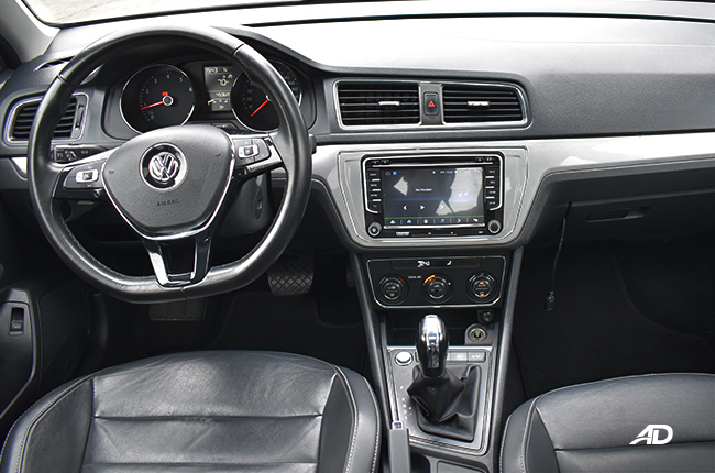 Volkswagen Lavida Club Edition interior dashboard