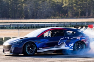 Ford is ready to go racing with Mustang Mach-E NASCAR prototype
